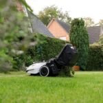 MAMMOTION YUKA Perimeter Wire Free Robot Lawn Mower - Image 6