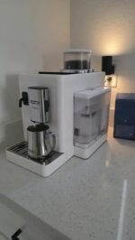 De’Longhi Rivelia Automatic Espresso Machine - Image 4