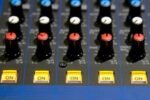 Yamaha MG16XU 16-Input 6-Bus Mixer with Effects - Image 5