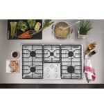 GE 36″ Built-In Gas Cooktop JGP3036SLSS - Image 3