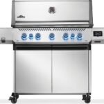 Napoleon Prestige 665 Connected, Gas Grill with Infrared Side and Rear Burner