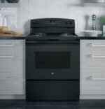 GE 30″ Freestanding Electric Range JB256DMBB - Image 3